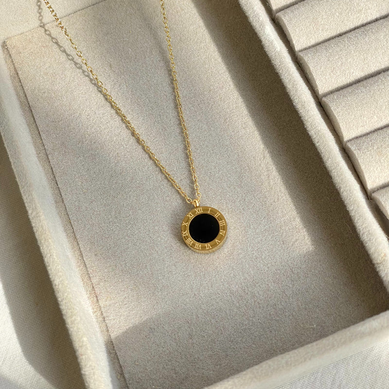 Black Round Necklace