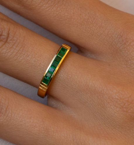 Green Emarald Ring