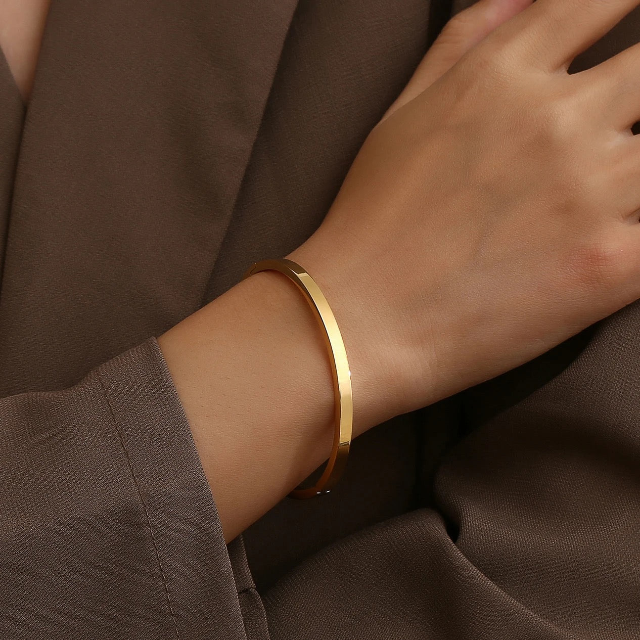 Plain Gold Plated Bangle